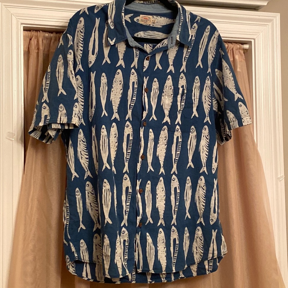 Faherty short sleeve button down men’s Xl